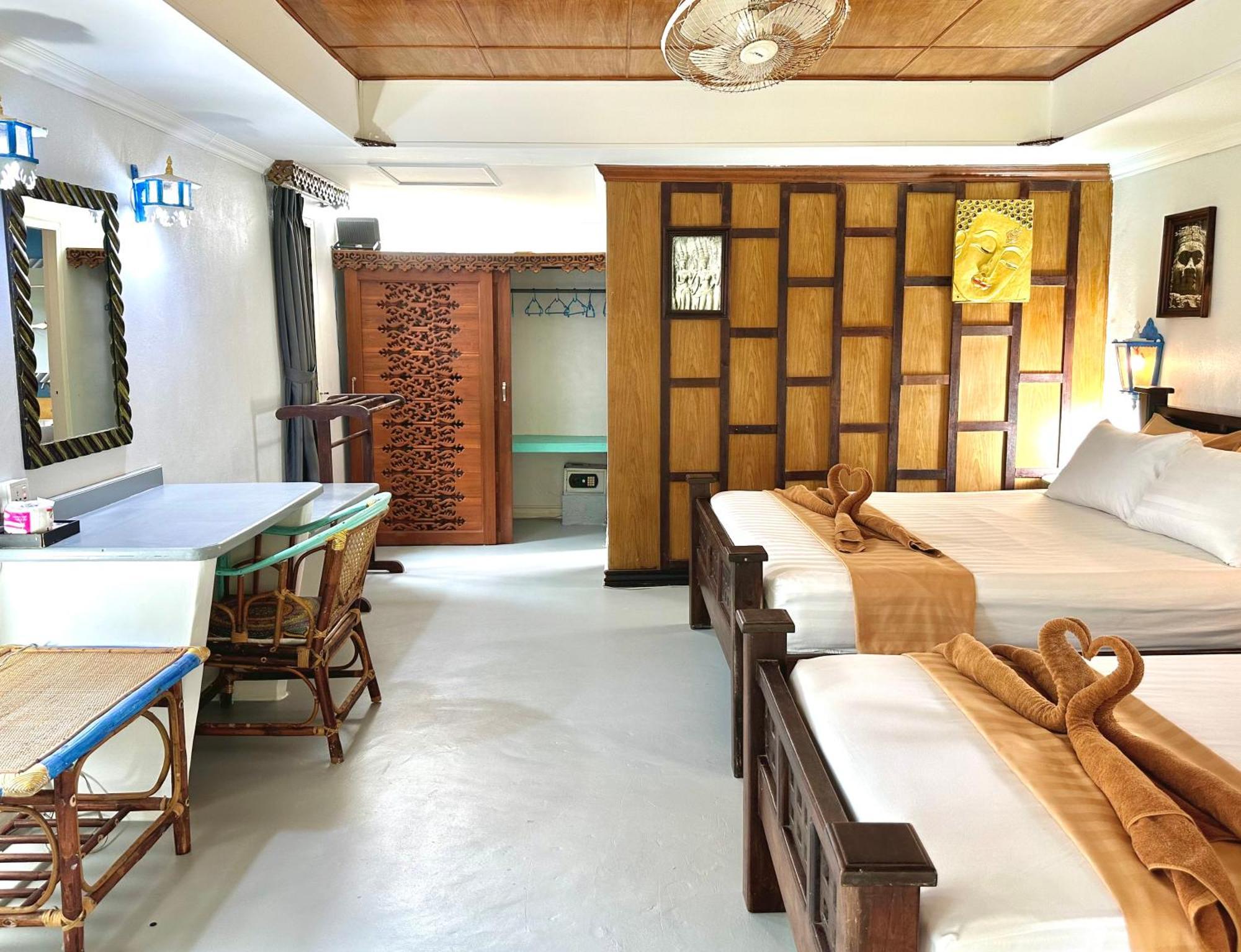 Bamboo Bungalows Koh Phayam Buitenkant foto