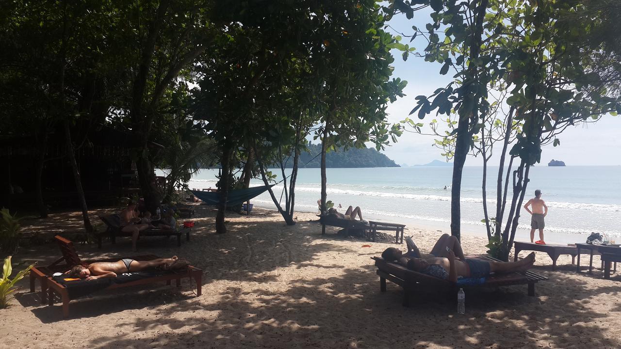 Bamboo Bungalows Koh Phayam Buitenkant foto
