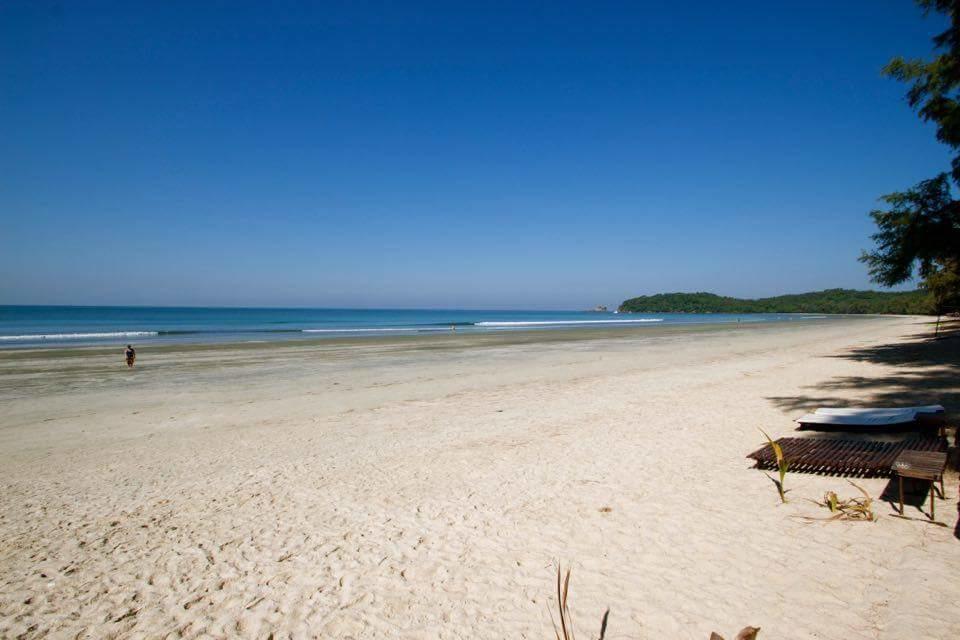 Bamboo Bungalows Koh Phayam Buitenkant foto