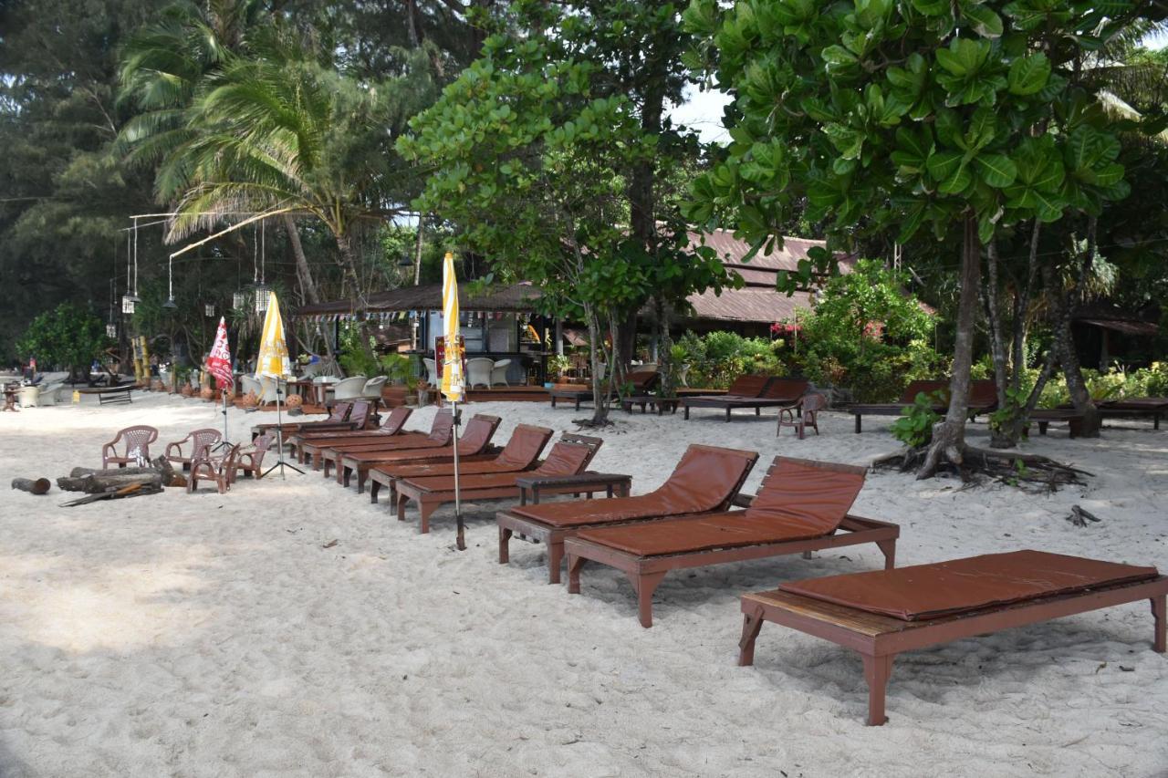 Bamboo Bungalows Koh Phayam Buitenkant foto