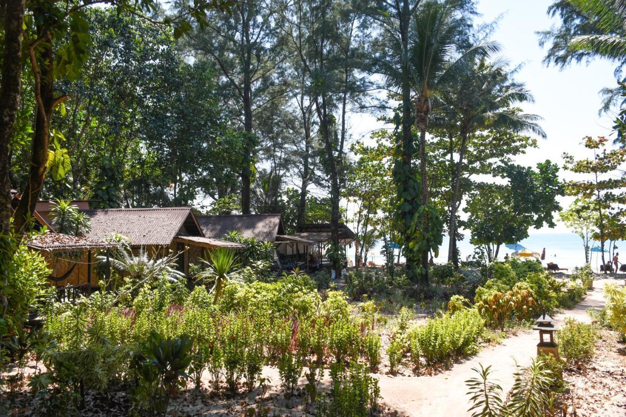 Bamboo Bungalows Koh Phayam Buitenkant foto