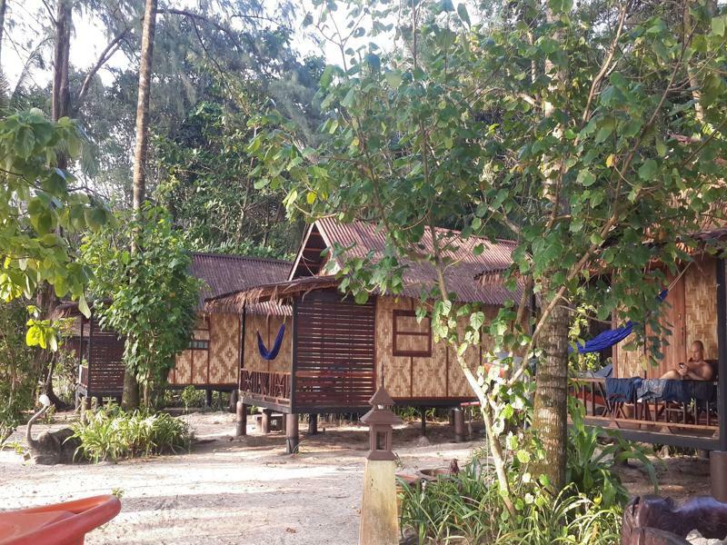 Bamboo Bungalows Koh Phayam Buitenkant foto